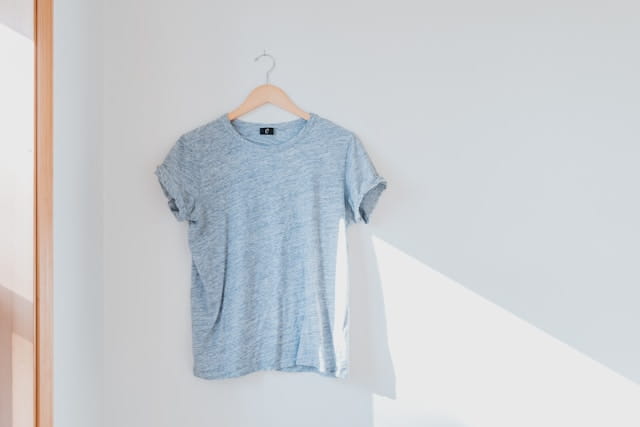 How to Fade a Shirt: Easy Ways to Create a Vintage T-Shirt Look at Home